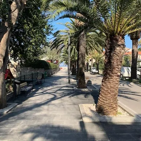 Labellasu Apartman Sutivan